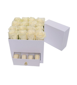 Elegant White Gül Macaron