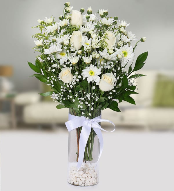 Beyaz G�l ve Papatyalar