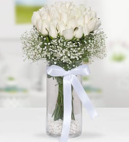 41 Beyaz G�l Vazosu