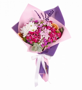 Mor Ambalajl� Pembe H�sn�yusuf ve Beyaz Papatyalar