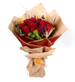 Lovely Love K�rm�z� G�l Buketi
